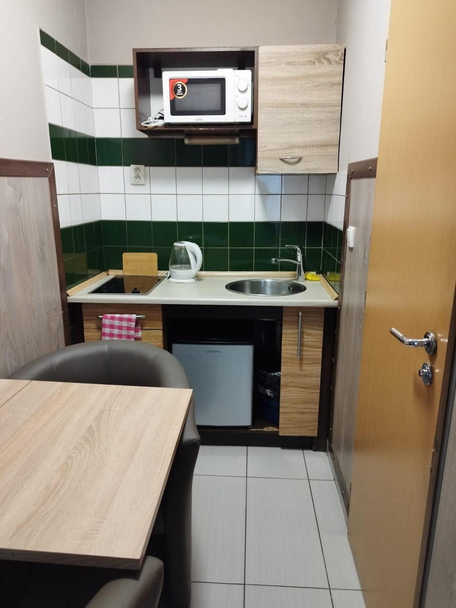 Apartments Manhattan Теплице Экстерьер фото